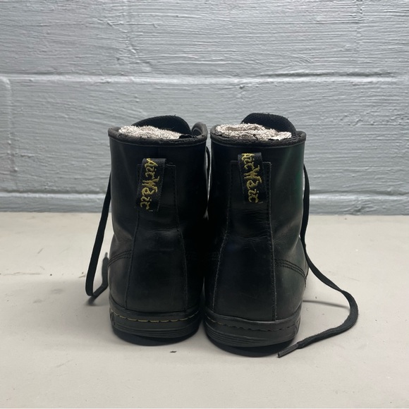 Woman’s Doc Martens Shoreditch (9) - Picture 3 of 5
